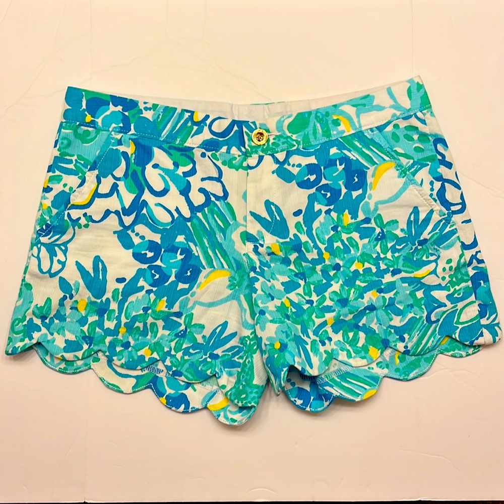 Lilly Pulitzer The Buttercup Shorts Size 2 LIKE NEW!
